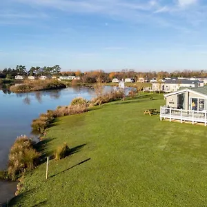 https://primrose-valley-lakeside-lodge.yorkshirehotels.net