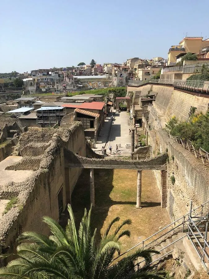 Short Lets Lulu Apartment Ercolano Italy